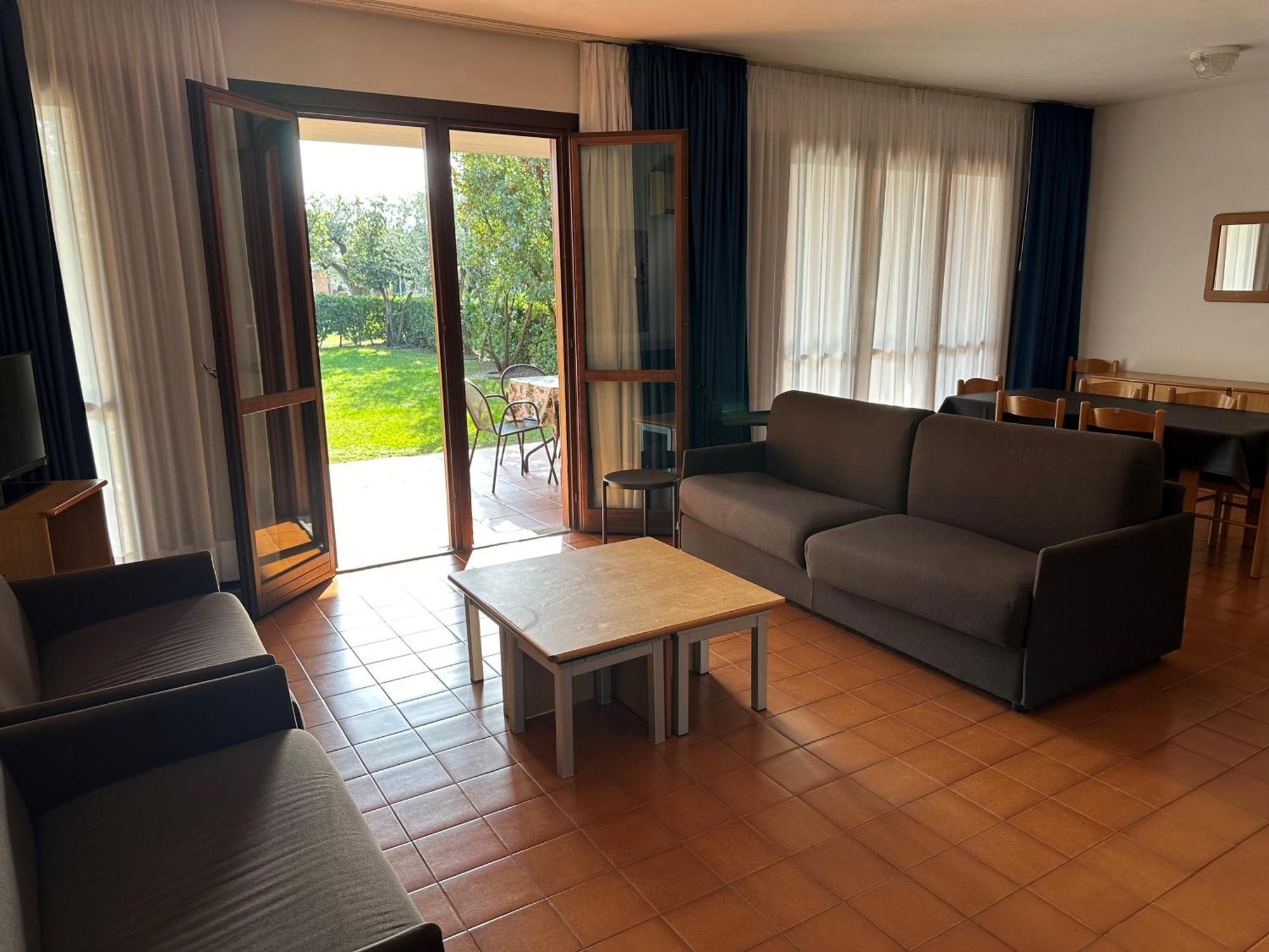 Villaggio Barbara Moniga del Garda Luaran gambar