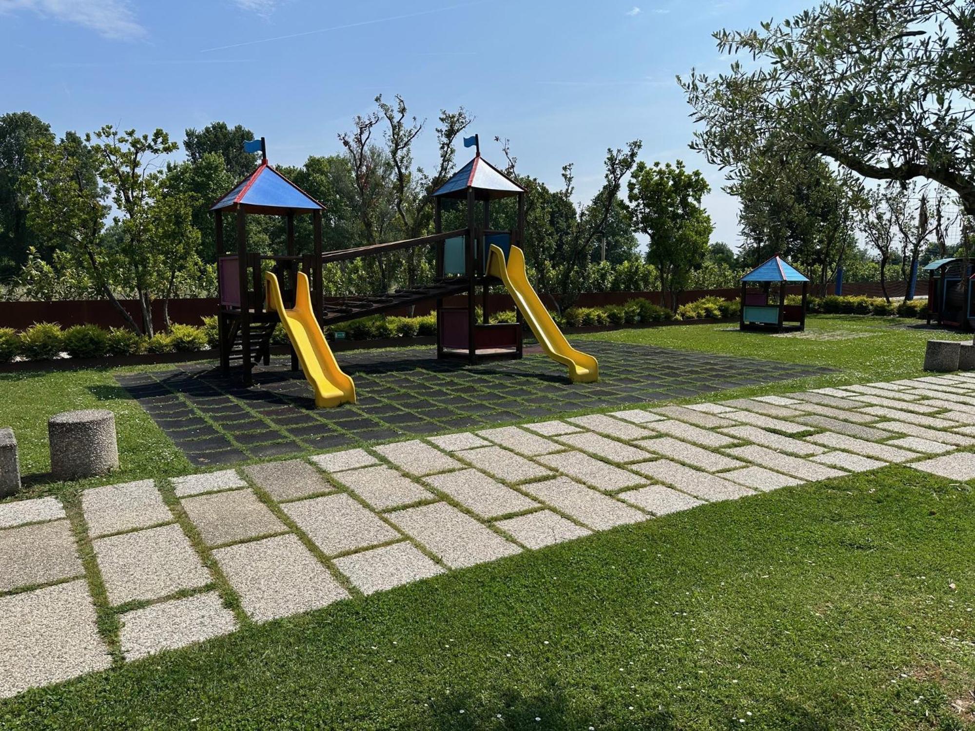Villaggio Barbara Moniga del Garda Luaran gambar