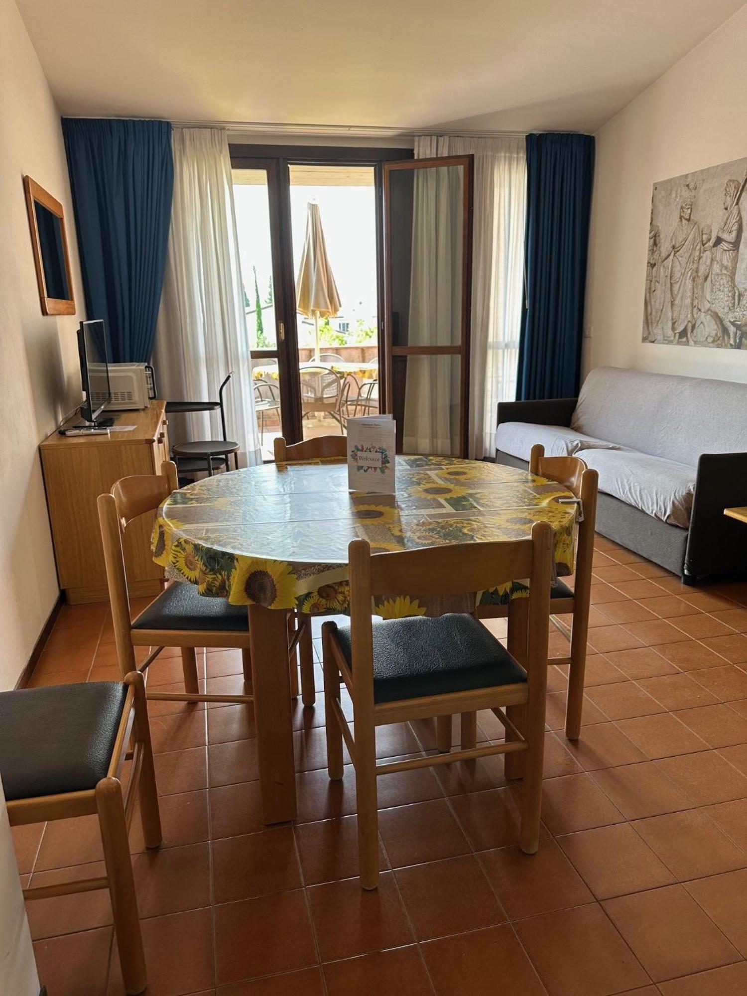 Villaggio Barbara Moniga del Garda Luaran gambar