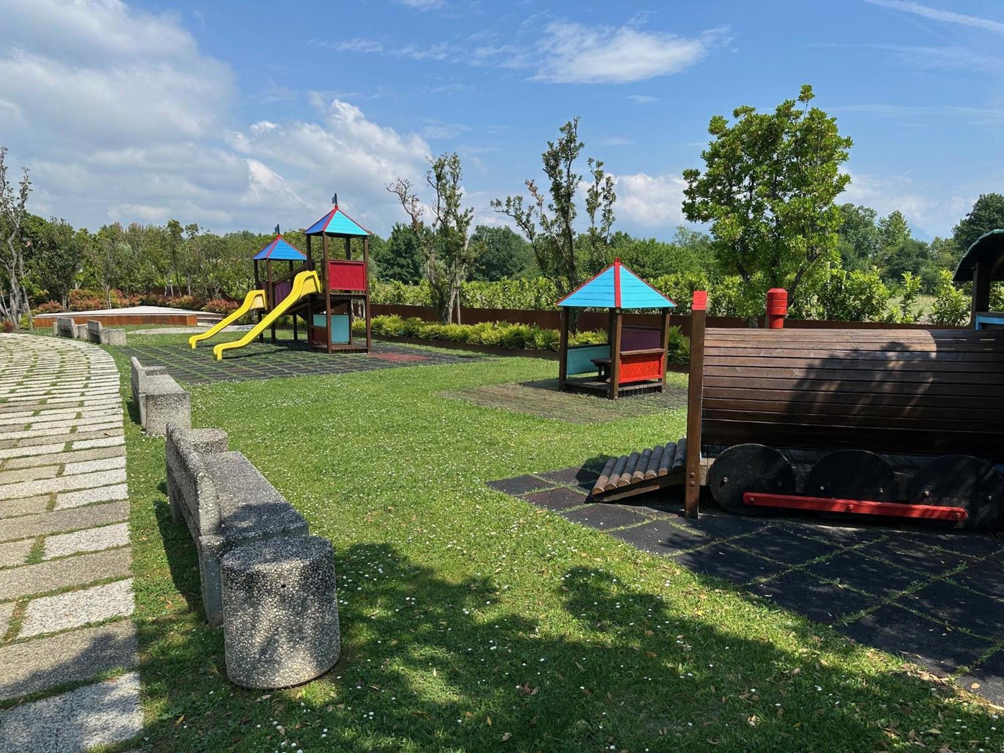 Villaggio Barbara Moniga del Garda Luaran gambar
